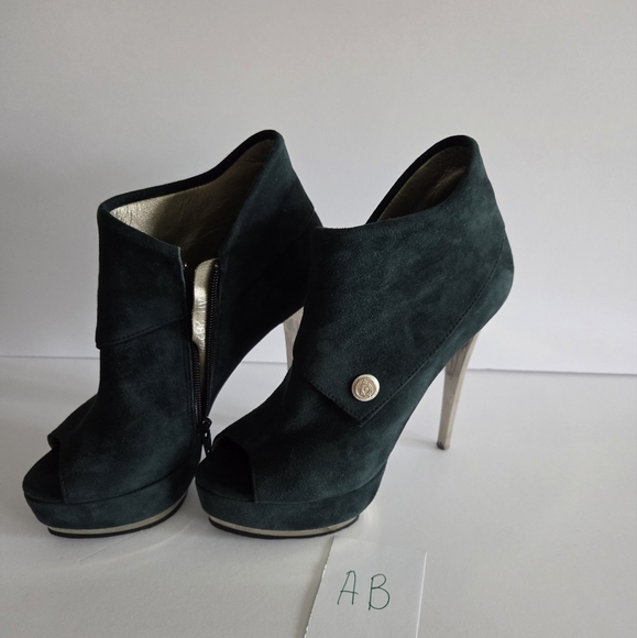 Luciano Carvari Elegant Dark Green Suede Peep-Toe Heels 5 in.sz.35 (5) - Picture 10 of 10
